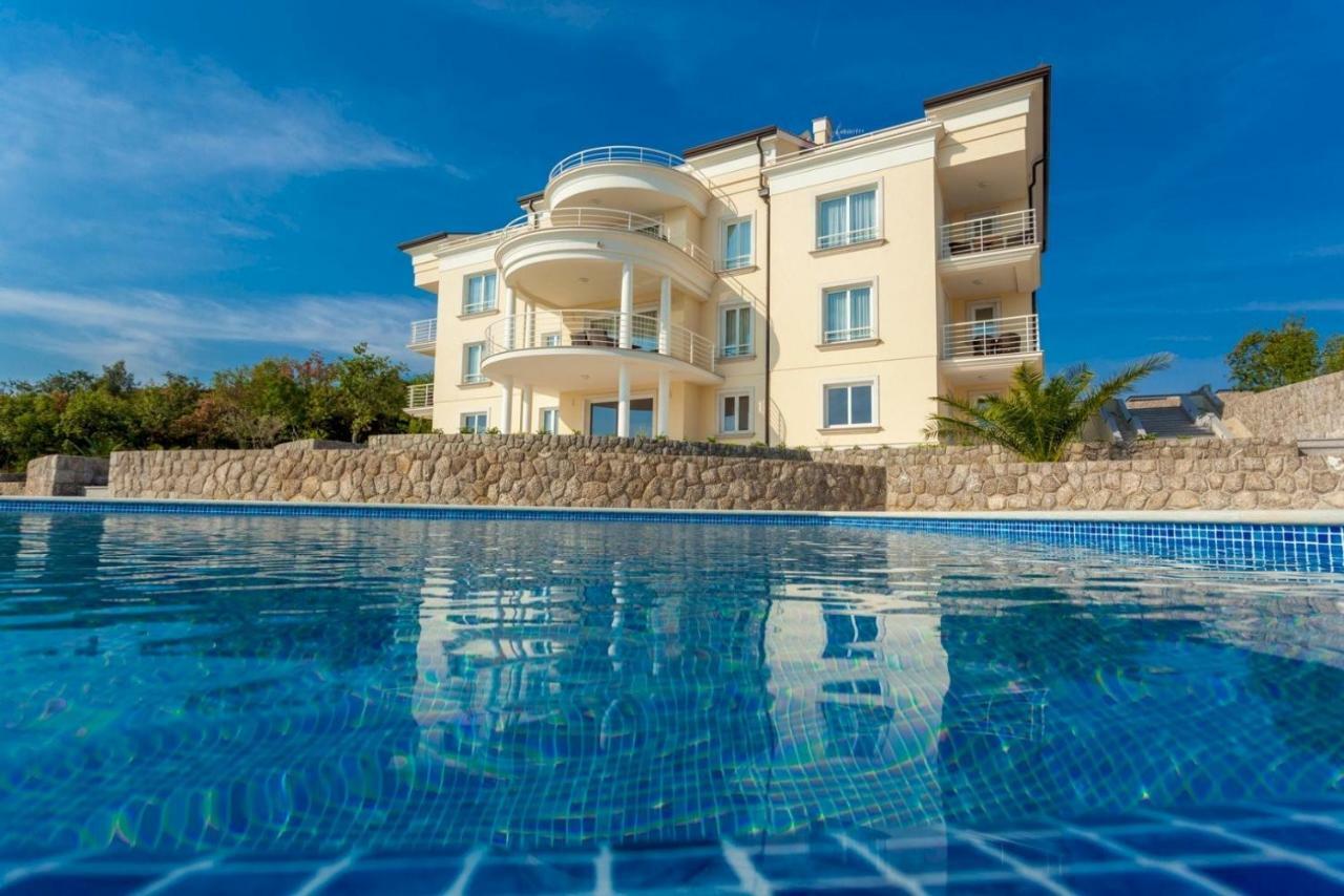 Luxury Apartments Villa Tunera Porat  Buitenkant foto